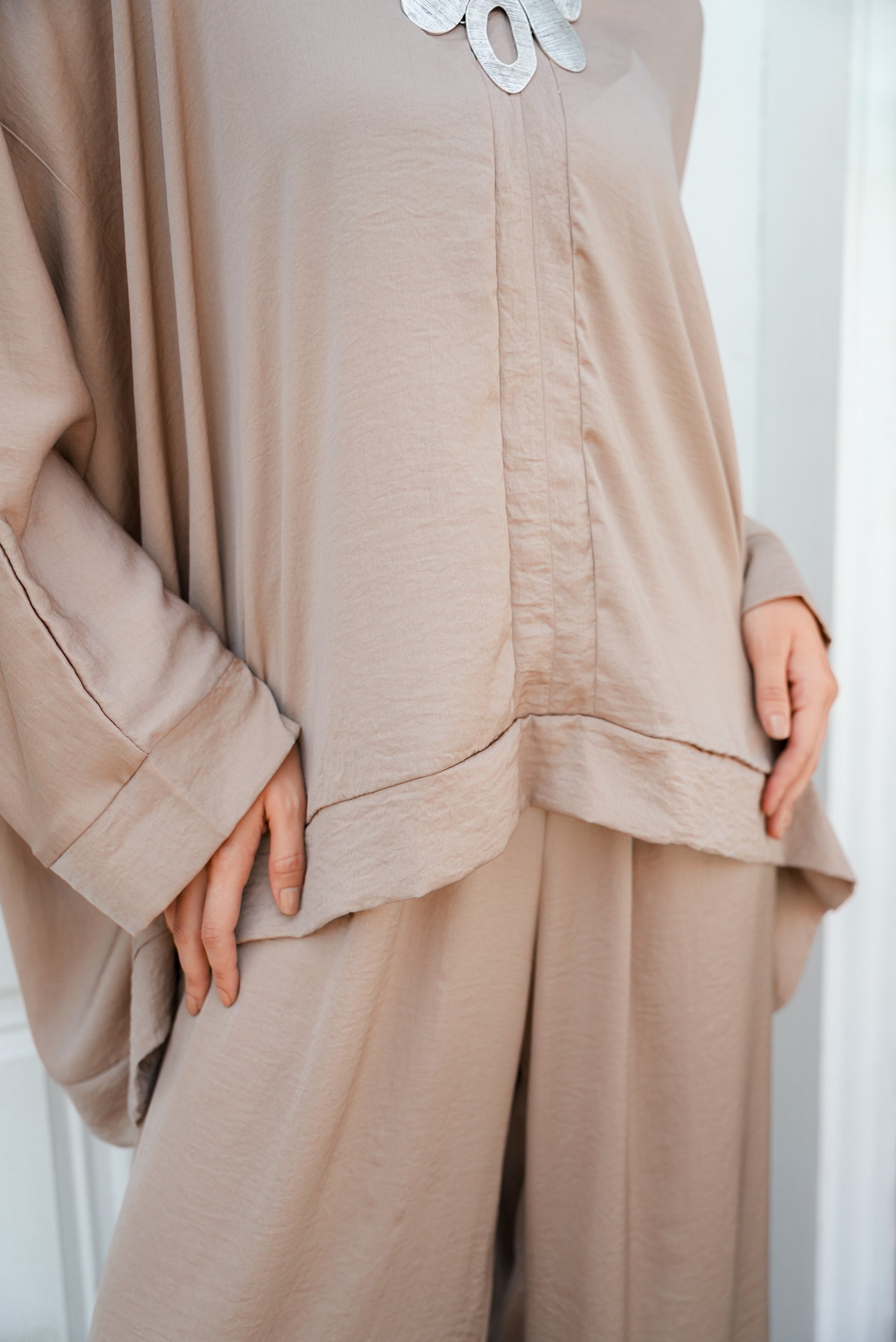 silk beige set