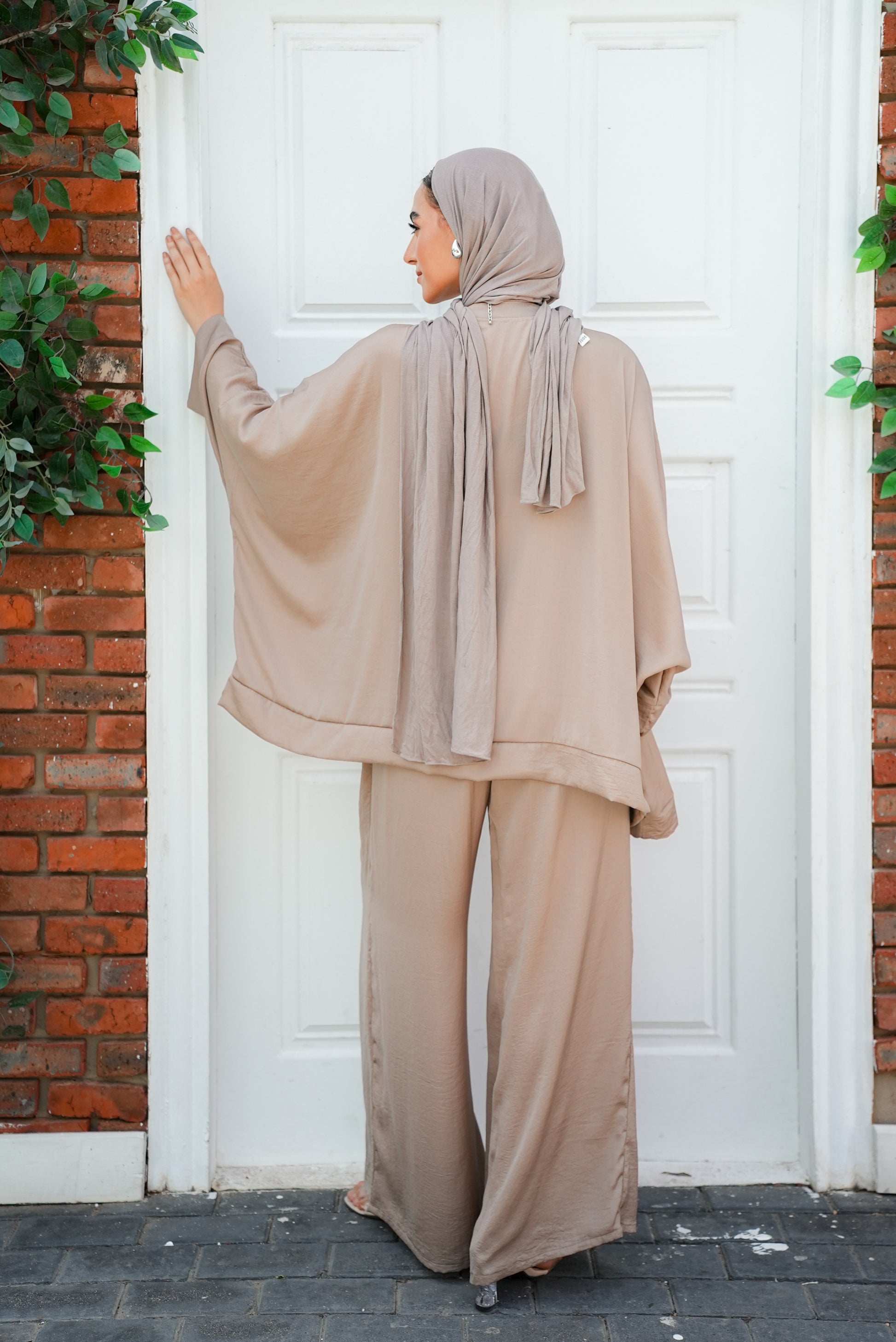 silk beige set